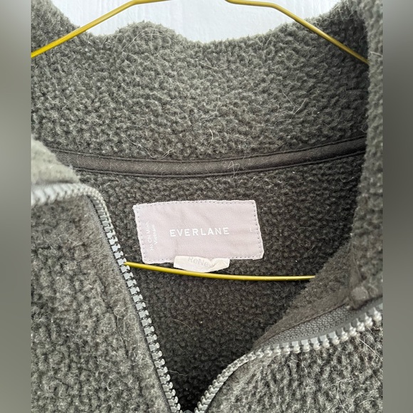 Everlane ReNew quarter-zip fleece - Picture 3 of 3